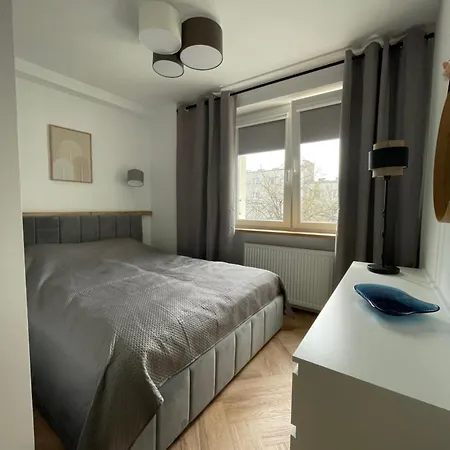 Klimatyczny W Centrum דירה גדינייה